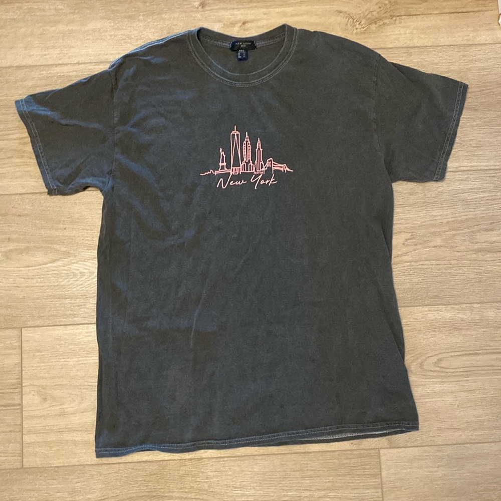 ASOS men’s New York T-shirt size small